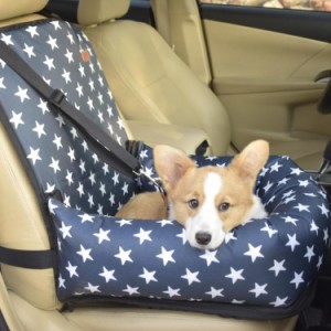 ふかふかドライブベッド 犬猫用 ペット ベッド 車載 リードフック付き/小物収納/固定用ストラップ付き ペット用 ドライブシート 犬 猫用 