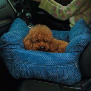 犬 車 ドライブボックス 中型犬 ペット 車用 ペットベッド 犬 ベッド 車 キャリー 座席シート キャリーバッグ 後部座席 車載用 飛び出し