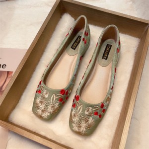 ぺたんこ靴 ローヒール パンプス レディース スクエアトゥ 太ヒール パンプス 3cmヒール 可愛い 甲浅 美脚 刺繍 エスニック 婦人靴 バレ