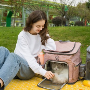 ペットキャリーバッグ ペットリュック 猫 犬 キャリーバッグ ショルダーバッグ りゅっく 通気性 丈夫 飛び出し防止 安定性 引っ掻き傷に