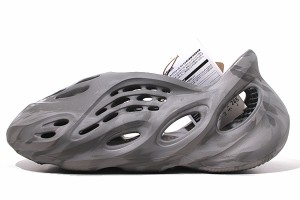 【中古】28.5cm 未使用品 adidas アディダス YEEZY Foam Runner イージー フォームランナー IE4931 /● メンズ