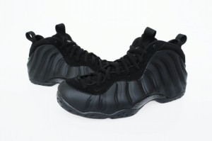 【中古】ナイキ NIKE AIR FOAMPOSITE ONE BLACK エア フォームポジット ワン ブラック スニーカー FD5855-001 28.5 黒