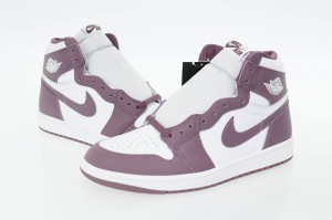 【中古】ナイキ NIKE AIR JORDAN 1 RETRO HIGH OG Mauve エア ジョーダン 1 レトロ ハイ モーブ DZ5485-105 ▲■240401