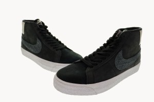 【中古】ナイキ エスビー NIKE SB SB ZOOM BLAZER MID QS  AH6158-001 ナーハンターズ 27ｃｍ　231017 メンズ