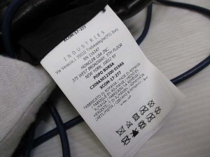 送料無料/新品】モンクレール POPO ポシェット ショルダーバッグ 送料無料/新品】モンクレール POPO ポシェット ショルダーバッグ