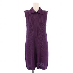 プリーツプリーズ 膝下 ノースリーブ フレア ワンピース パープル  