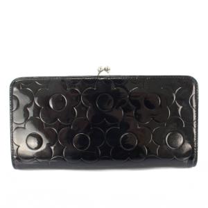 極美品　MARY QUANT ブラックレザーがま口財布 マリークワント MARY QUANT がま口 二つ折り財布 レザー 黒