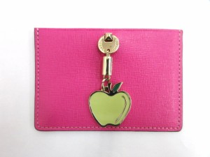 【中古】フルラ FURLA カードケース ピンク チャーム付き リンゴ ゴールド金具 パスケース 