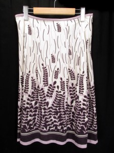【中古】アビエンヌ avienne 東京スタイル スカート フレア 総柄 40 白 紫 レディース