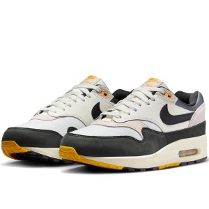 [ナイキ] エア マックス 1 [AIR MAX 1]  セイル/ライトボーン/ユニバーシティゴールド/ブラック FN7487-133 日本国内正規品 