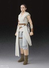 送料無料/[グッズ]/【2024年3月発売】S.H.Figuarts レイ & D-O(STAR WARS: The Rise of Skywalker)/NEOGDS-701051