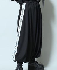 送料無料/[APPAREL]/セックスポットリベンジ/SIDE LOGO LINE BLACK サルエル パンツ 黒+白ライン×黒プリント (L) ゴスロリ・パンク/SEX 