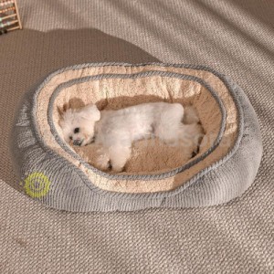 犬 ベッド 冬 洗える おしゃれ クッション ハウス マット 犬用ベッド 猫 ペット ベッド 小型 中型 暖かい ふわふわ 丈夫 滑り止め お昼寝