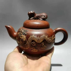 台湾の古骨董品が所蔵する老紫砂壺 茶器セット