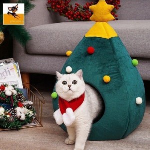 ネコ用ベッド ネコ用 ペット用品 ペットグッズ キャット ハウス クリスマスツリー クリスマス 洞窟タイプ ボンボン付き ふわふわ かわい