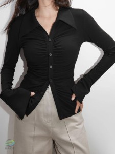 女性用長袖プリーツブラウス クロップトップ ラペルシャツ ボタン スリム エレガント 韓国語 セクシー y2k