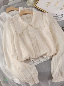 女性ファッショナブル透し彫り襟 ボタンエレガント春ブラウス シンプルボタン装飾トップ 韓国薄いシャツ