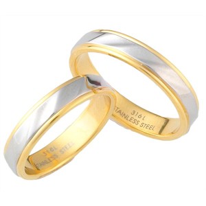 【ステンレス製指輪】カットラインリング ゴールド／シルバー コンビカラー【15号】 輝くステンレス指輪】エレガントなカットデザインの