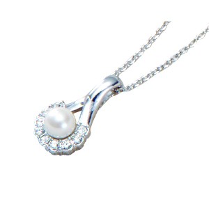 本真珠ペンダント 輝く真珠の輪舞曲 - 美しき宝石の調べ