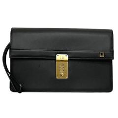 モンクレール クラッチバッグ ホワイト F109B6B50000 02SBX 美品 レア