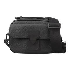 ���C���B�g�� �o�b�O �����Y LOUIS VUITTON �g���������U�[ S���b�N���b�Z���W���[ �u���b�N M58489