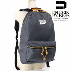 thbNpbJ[Y FREDRIK PACKERS fCpbN 17L 420D DAY PACK YEfB[X  iC bN obNpbN CHARCOA