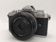�y���ÁzNikon Nikon Z fc 28mm f/2.8 Special Edition �L�b�g �V���o�[�y�V�h2�z�ۏ؊��ԂP�����y�����NA�z