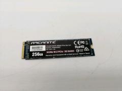 �y���Áz�e�� 256GB SSD (M.2 2280/PCIe3.0 NVMe)�y�H�t2���z�ۏ؊��ԂP�T��