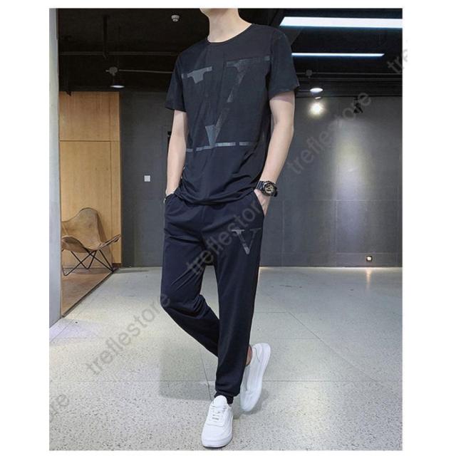【ポイント10倍！】メンズ　夏用　上下セット　2点セット Tシャツ　ズボン　ジャージ　男子用　スポーツウェア　セットアップ　運動　カジュアル　吸汗 速乾 通気　