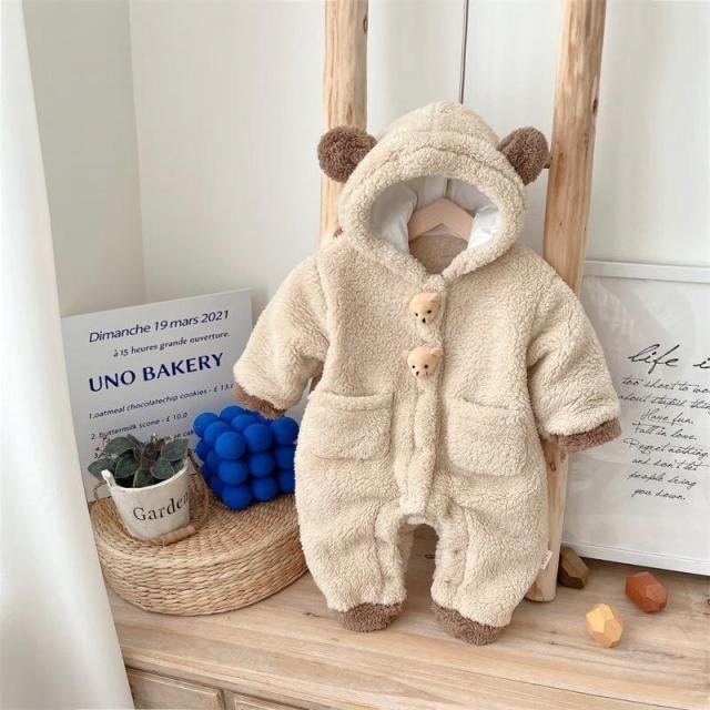 【ポイント5倍！】ロンパース 冬 ベビー服 ボア 中綿 ふわふわ 女の子 男の子 赤ちゃん 可愛い フード付き カバーオール 暖かい 保育園 お出掛け 冬服 出産祝い 孫 プレゼント