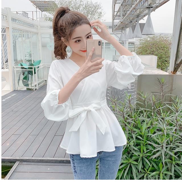 フェミニン ブラウス 韓国 ファッション レディース トップス ブラウス シャツ 春 夏 秋 カジュアル ドレープ パフスリーブ ノーカラー Vの通販はau Pay マーケット ベースキャンプ