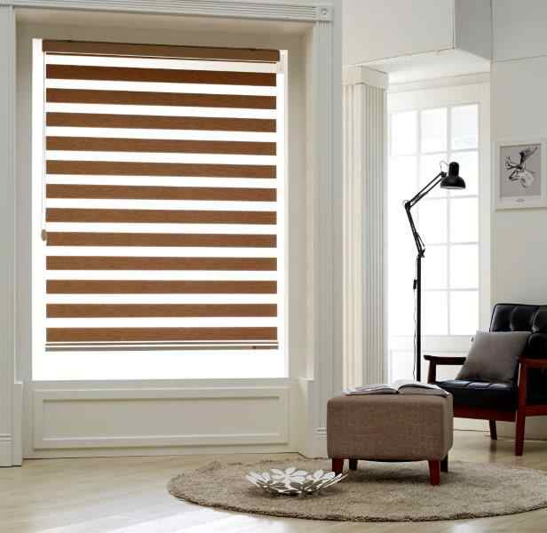 調光ロールスクリーン ／ 高級 木目調生地 LAJOLLA　 横幅101〜140cm×高さ241〜280cm ロールカーテン 調光ロールスクリーン 木目調生地 Lajolla(Omaha) ロールカーテン