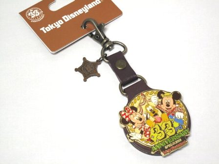 ディズニーリゾート限定 シェリフのレザーキーホルダーの通販はau Pay マーケット 雑貨マックス