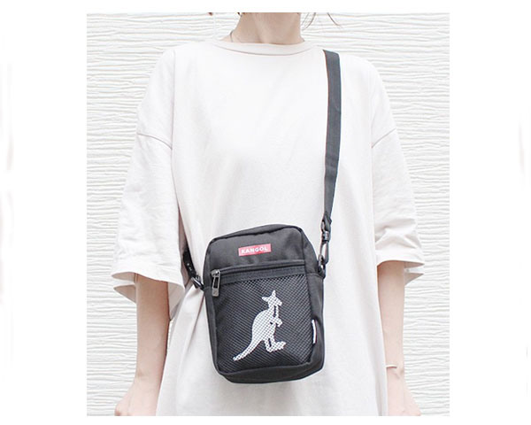 カンゴール 財布やスマホが入るメッシュポケット ストリート感いっぱいの赤のbox Logo ポーチ ミニショルダー バッグ メンズ Kangol Kgの通販はau Pay マーケット Alpha Plus
