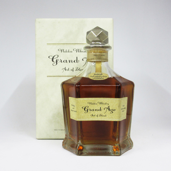 J4053 値下しました！未開栓　ニッカ　グランドエイジ　660ml 45度　ウイスキー　【リユースのサカイ柏店】 J4053 値下しました！未開栓 ニッカ グランドエイジ 660ml 45度