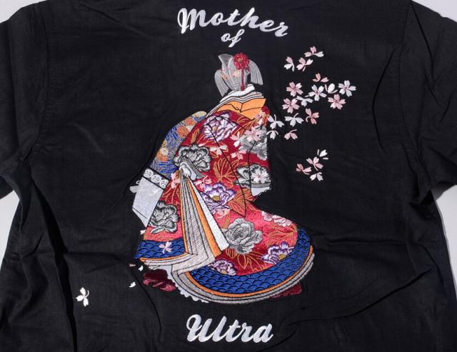 ウルトラマン グッズ シャツ メンズ レディース 半袖 ウルトラの母 着物 振り袖 桜 刺繍 麻 スイッチプランニング Ulss 001の通販はau Pay マーケット Rodeo Bros