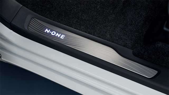 ホンダ純正 N one JG1、JG2 専用 LED サイドステップ