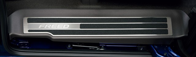 HONDA ホンダ 純正 FREED フリード サイドステップガーニッシュカバー FREED用 2017.9〜仕様変更 08F05-TDK-000Aの通販は