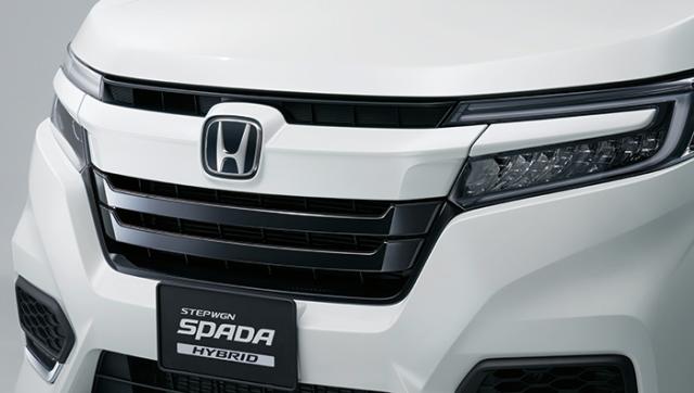 Honda ホンダ 純正 Stepwgn ステップワゴン フロントグリルモールディング モダンスティールメタリック 17 9 仕様変更 08f21 Taa 030aの通販はau Pay マーケット Desir De Vivre