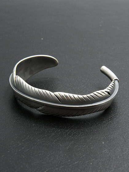 シンパシーオブソウル フェザーバングル シルバー シンパシーオブソウル ラージフェザーバングル シルバー sympathy of