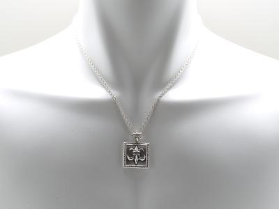 シルバーネックレス キュービックジルコニア×ダブルフレアモチーフ 
