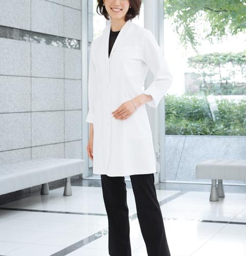Cm706 調剤薬局衣wecureイタリアンカラーレディスコート 送料無料 薬局 薬剤師 白衣 医療用 女性用 レディース トンボ の通販はau Pay マーケット 白衣ネット