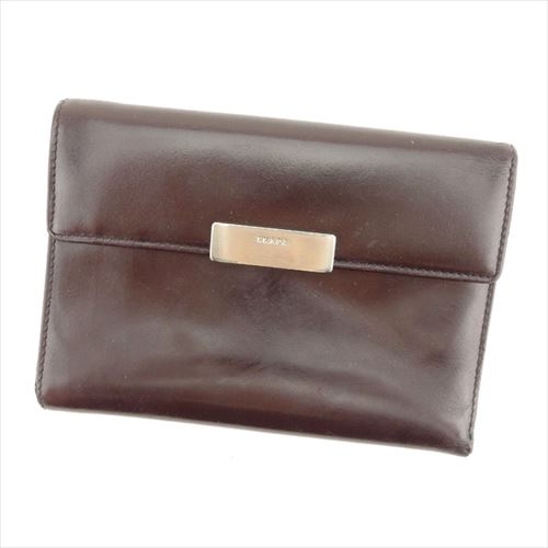 プラダ Prada 三つ折り 財布 小物 財布 サイフ レディース メンズ ロゴプレート 中古 C3279の通販はau Pay マーケット ブランドデポtokyo