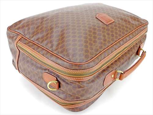 セリーヌ ビジネスバッグ ブリーフケース マカダム 中古の通販は
