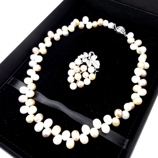 ネックレス ブローチ ２点セット ビジュー 中古の通販は