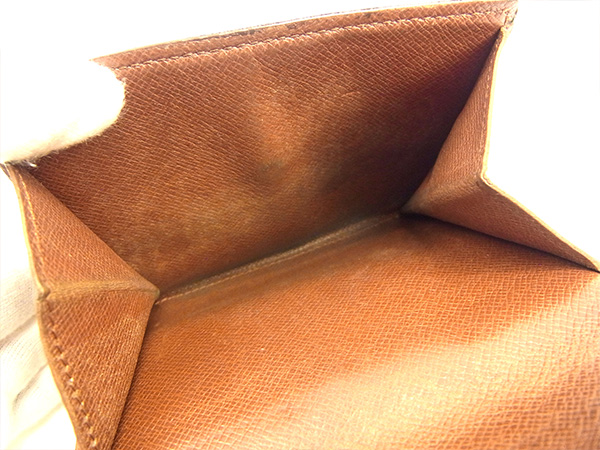 ルイヴィトン　三つ折り財布　ポルトモネビエ　モノグラム　Wホック コンパクト LOUIS VUITTON ルイ ヴィトン Wホック財布 三つ折り財布