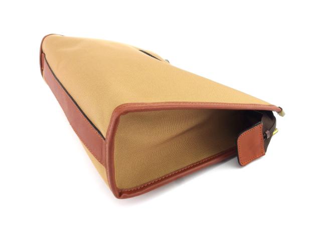 新品|lancel ランセル ポーチ クラッチバッグ 財布 小物入れ