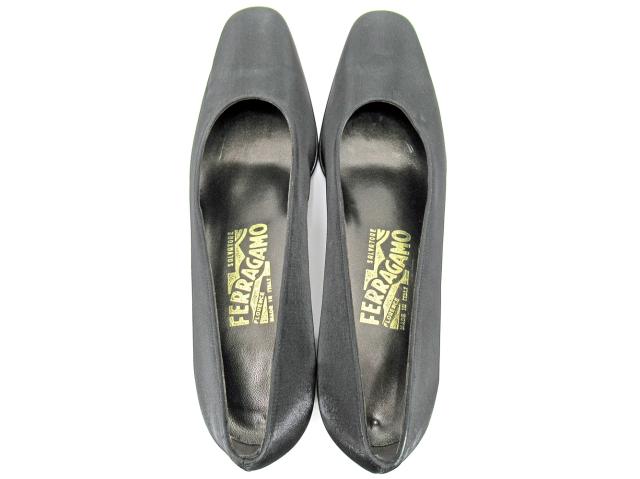 フェラガモ　7ハーフ　パンプス　Salvatore Ferragamo サルヴァトーレフェラガモ パンプス レディース SIZE 7 (L
