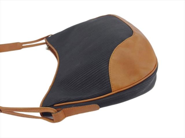 サルヴァトーレ フェラガモ ショルダーバッグ ワンショルダー