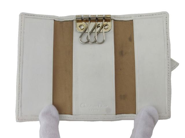 ディオール キーケース 4連キーケース トロッター レディース 中古の通販は ディオール キーケース 4連キーケース トロッター レディース 中古の通販は